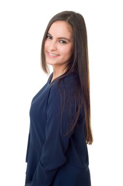 Genç, sıradan, güzel bir kadın, beyazlar içinde.