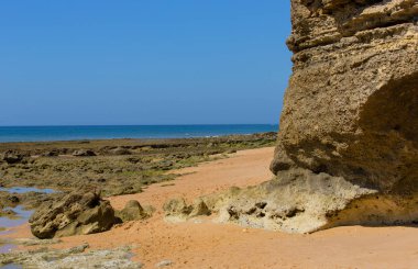 Albufeira, Algarve 'deki güzel sahil, Portekiz' in güneyi.