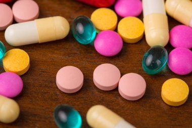 farklı hapları yığın mix tedavisi ilaç 