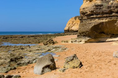 Albufeira, Algarve 'deki güzel sahil, Portekiz' in güneyi.