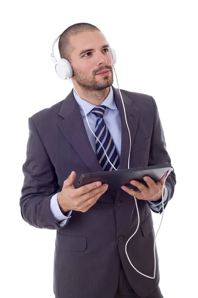 Zufriedener Geschäftsmann, der mit einem Tablet-PC arbeitet, isoliert — Stockfoto