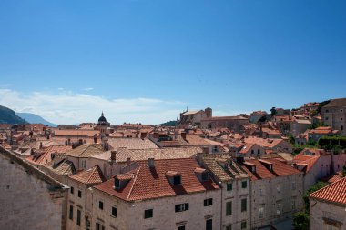 Hırvatistan 'ın Dubrovnik kentindeki eski kilise ve tarihi binalara