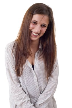 Genç, sıradan, güzel bir kadın, beyazlar içinde.