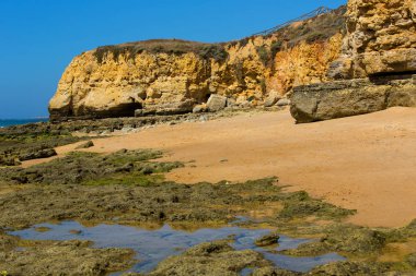 Albufeira, Algarve 'deki güzel sahil, Portekiz' in güneyi.