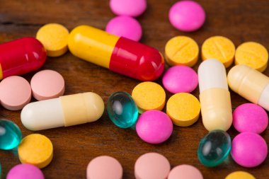 farklı hapları yığın mix tedavisi ilaç