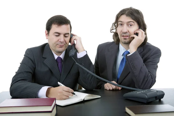 Zakelijke team dat werkt op een bureau, geïsoleerd op wit — Stockfoto