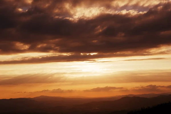 Scenic view of sunset mountains at Peneda Geres National Park — Stock Photo, Image