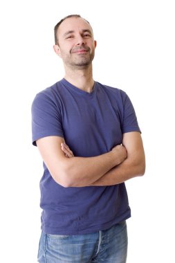 Genç, mutlu, sıradan bir erkek portresi, beyaz tenli.