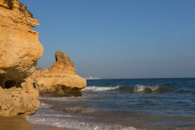 Albufeira, Algarve 'deki güzel sahil, Portekiz' in güneyi.