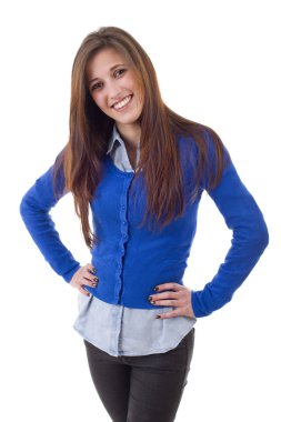 Genç, sıradan, güzel bir kadın, beyazlar içinde.