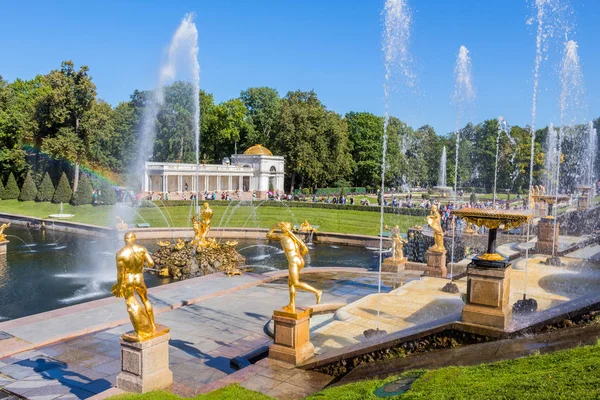 Peterhof, Saint-Pétersbourg — Photo
