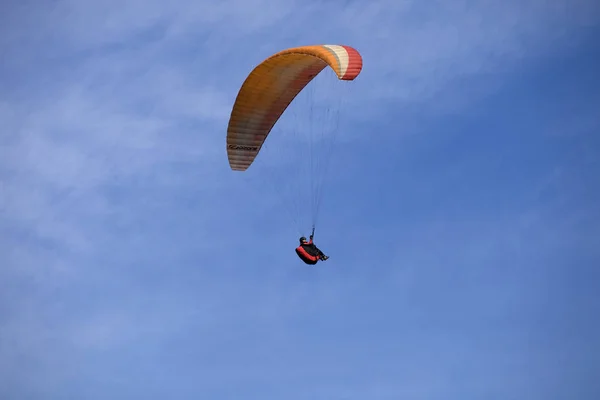 Paragliding — Stock Photo, Image