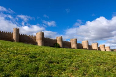 Avila çevreleyen duvar