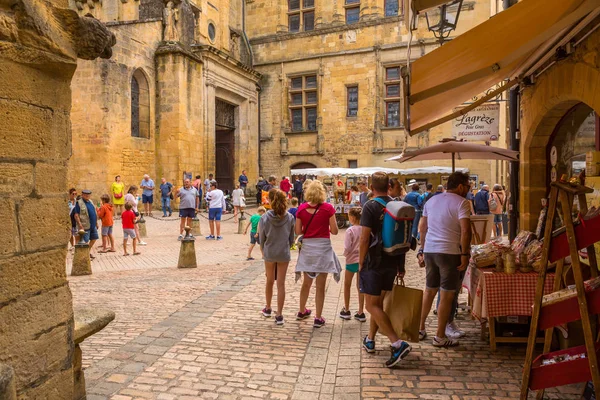 Sarlat-la-Caneda，法国 — 图库照片