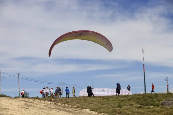 Paragliding — Stock Photo, Image