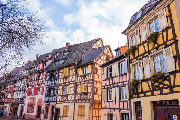 Traditionella byggnader i Colmar — Stockfoto