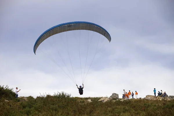 Paragliding — Stock Photo, Image