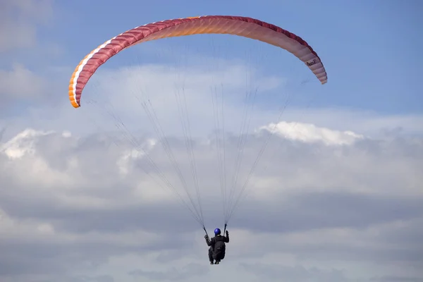 Paragliding — Stockfoto