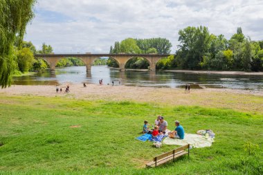 Limeuil 'de Dordogne ve Vezere