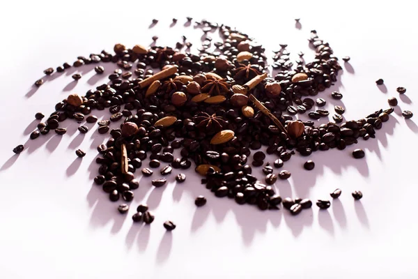Granos de café con especias — Foto de Stock
