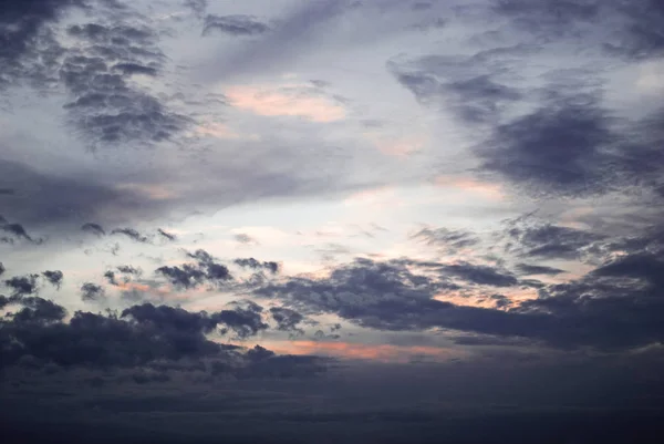 Barevný západ slunce v cloudu — Stock fotografie