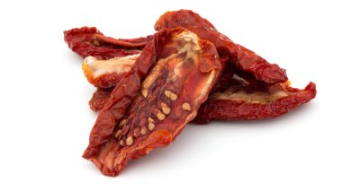 Kurutulmuş domates izole