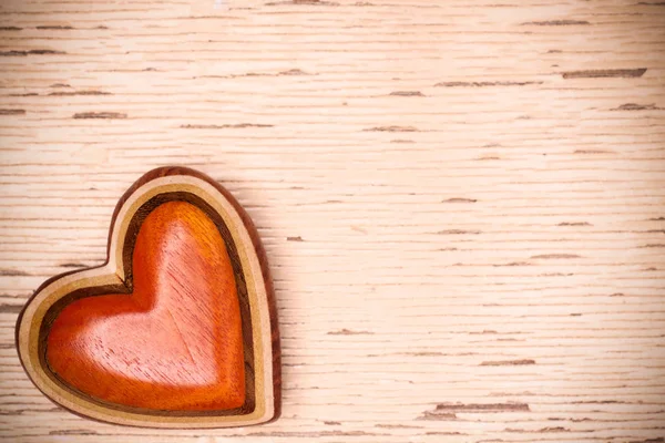 Un cuore di legno. Concetto di San Valentino — Foto Stock