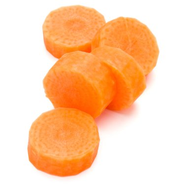 doğranmış havuç dilimleri