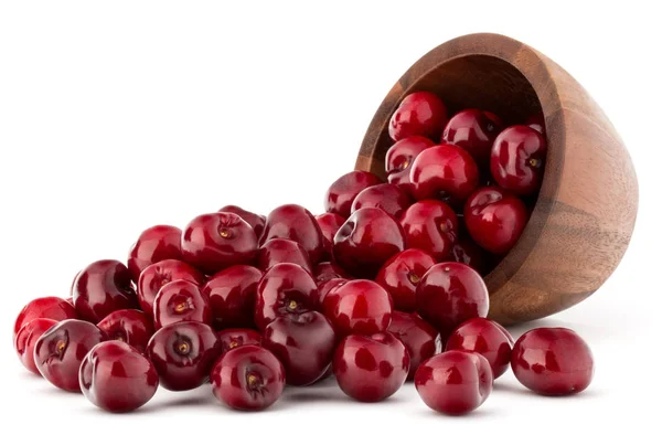 Wiśnia jagody w drewniane miski — Zdjęcie stockowe