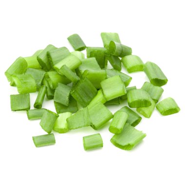 doğranmış taze soğan veya yeşil soğan 