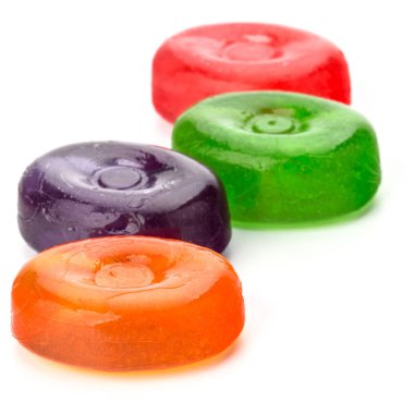 Dört renkli meyve sert şeker şeker