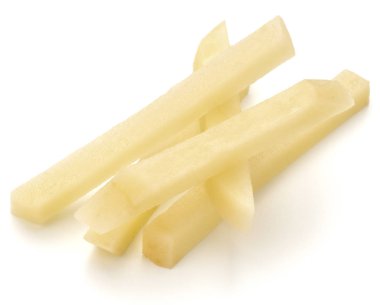 Çiğ patates şeritler dilimlenmiş 