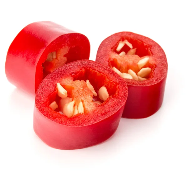 In Scheiben geschnittene rote Chili oder Chili Cayennepfeffer — Stockfoto
