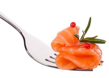 Somon parça çatal üzerinde 