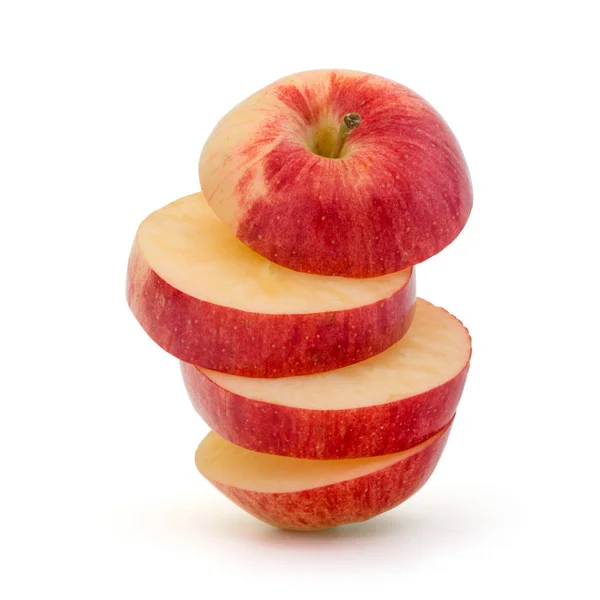 Rot geschnittener Apfel isoliert auf weiß — Stockfoto