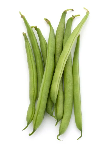 Grüne Bohnen isoliert auf weißen — Stockfoto