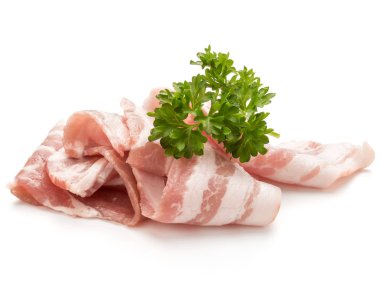 dilimlenmiş domuz pastırması ve maydanoz yaprakları 