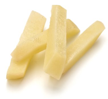 Çiğ patates şeritler dilimlenmiş