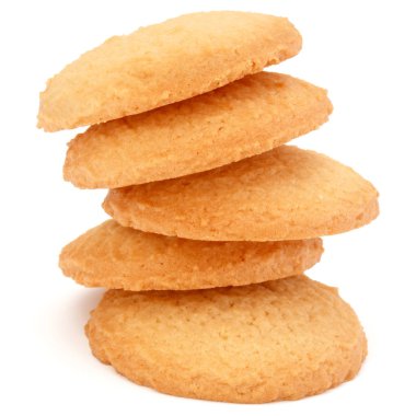 Beyaz arka plan üzerinde izole yığılmış kısa pasta kurabiye