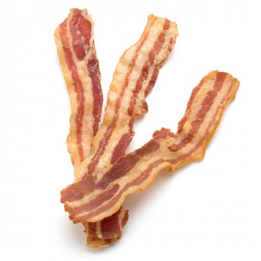 Beyaz arka plan üzerinde izole jambon pişmiş gevrek dilimleri
