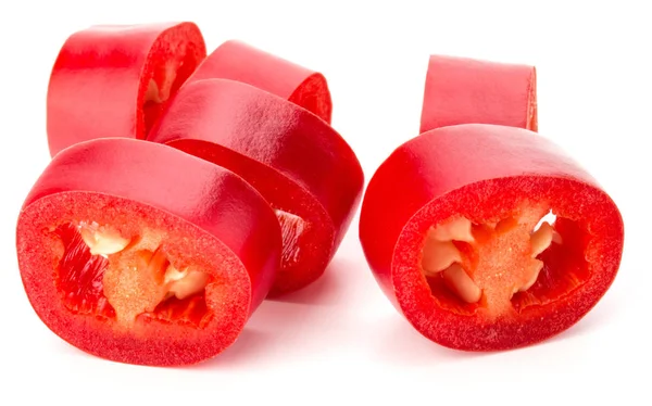 Gesneden Rode Chili Cayenne Sambal Geïsoleerd Witte Achtergrond — Stockfoto