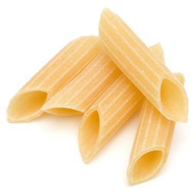 Beyaz arka plan üzerinde izole makarna çeşitleri. Pennoni. Penne rigat