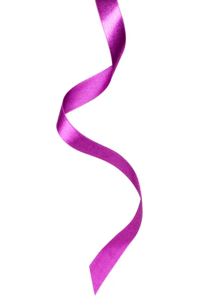 Glanzend satijn lint in lila kleur geïsoleerd op een witte achtergrond c — Stockfoto