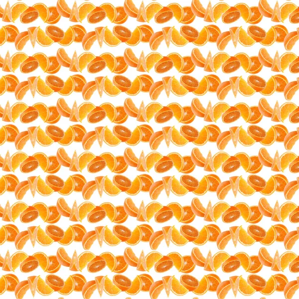 Narancssárga szegmensek elszigetelt fehér background. Élelmiszer-háttér. — Stock Fotó