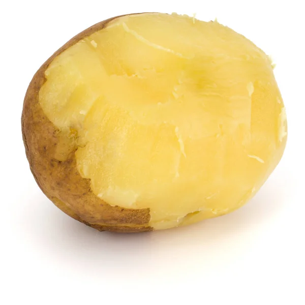 Una patata pelada hervida aislada sobre fondo blanco recorte — Foto de Stock