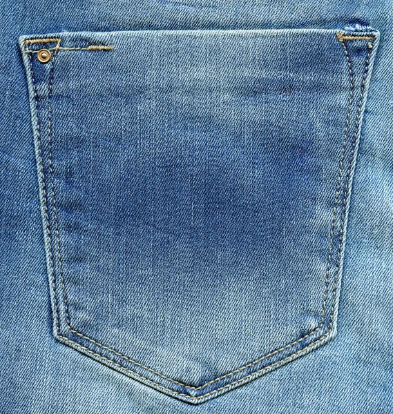 Jeanstasche. schäbige blaue Jeans. — Stockfoto