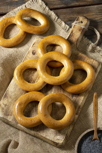 Bagels Wooden Plate Brown Wooden Table Rustic Style Homemade Cake — Stock Photo, Image