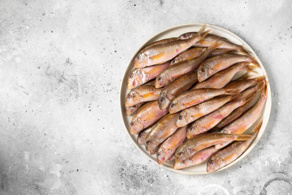 Poisson Barabulka Mer Noire Dans Bol Céramique Blanche Sur Une — Photo