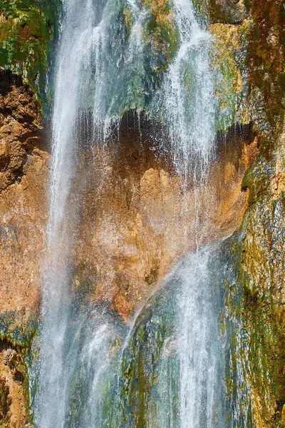 Vodopády v národním parku Plitvická jezera — Stock fotografie