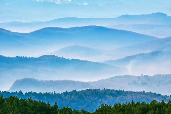 Mountain Ranges in The Fog — Stock Photo, Image